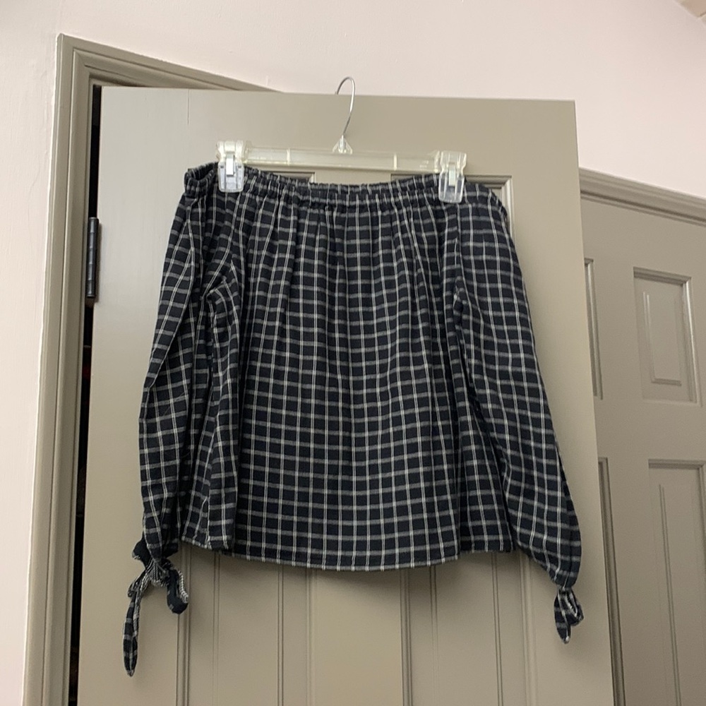 Off-shoulder Madewell top